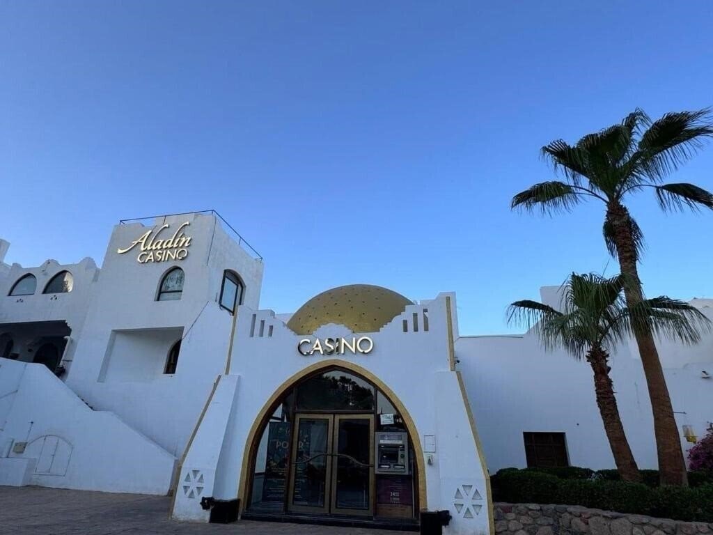 Domina Coral Bay Oasis 5* фотосуреті