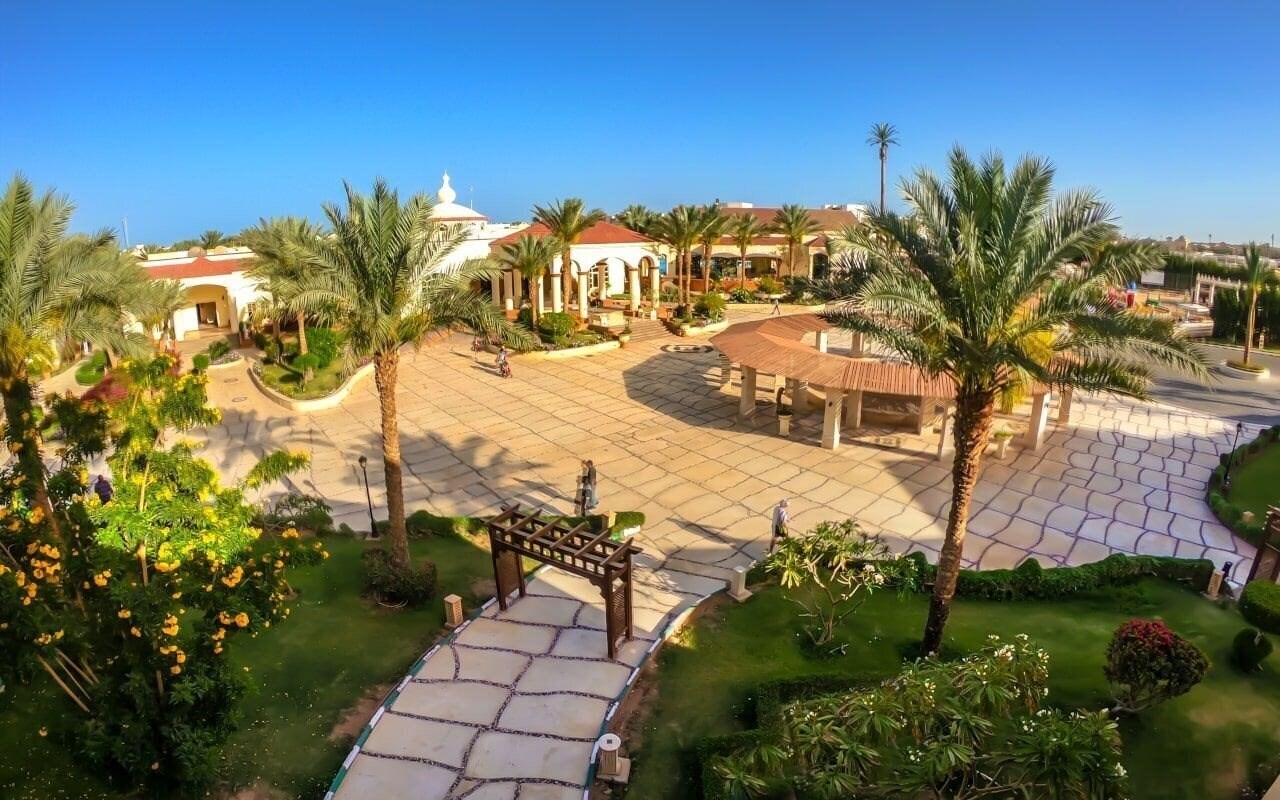 Romance Regency Club 5* суреті