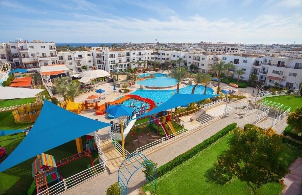 Отель Jasmine Resort & Aqua Park 3*