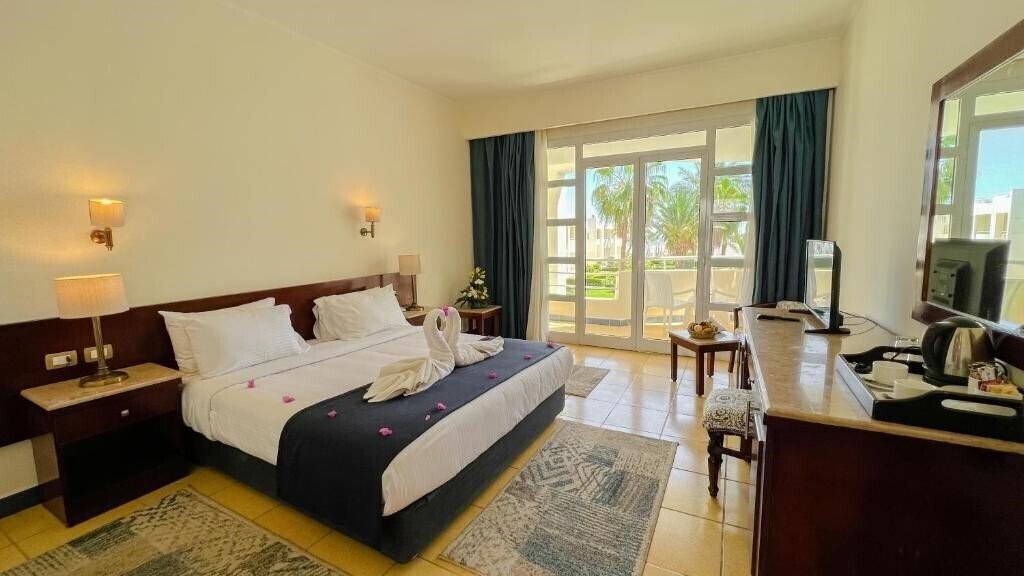 Фото Sharm Reef 3*