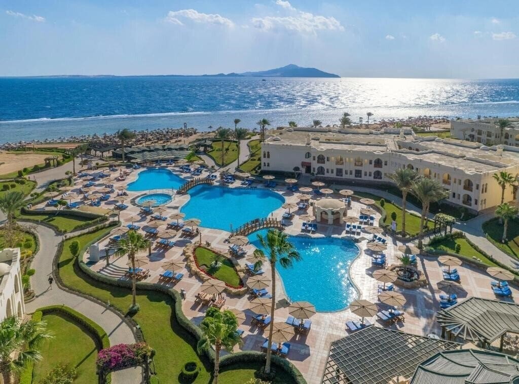Отель Charmillion Club Resort 5*