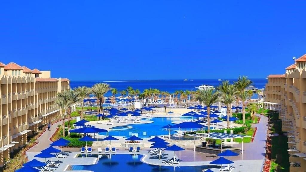 Изображение Amwaj Beach Club Resort 4*