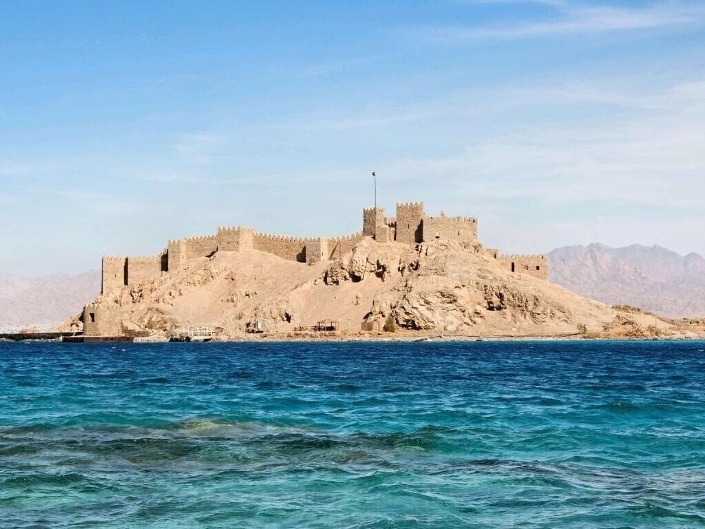 Movenpick Resort Taba 5* суреті