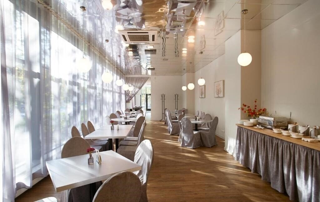 Hotel Astra 3* суреті