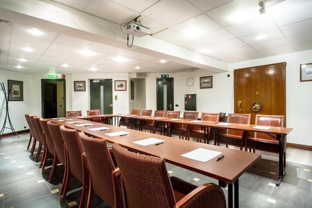 Barons Hotel 4* суреті