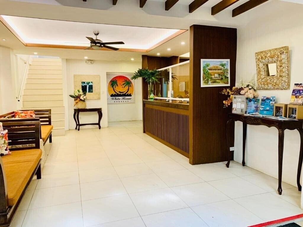 White House Beach Resort 3* суреті