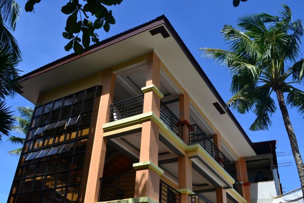 Фото Bamboo Beach Resort & Restaurant 3*