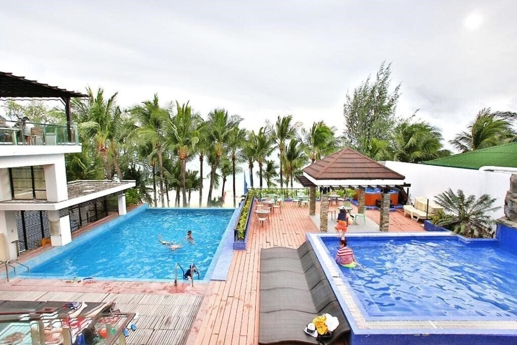 Crown Regency Beach Resort 3* қонақ үйі