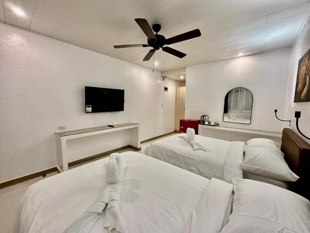 Calypso Beach & Dive Resort 3* фотосуреті