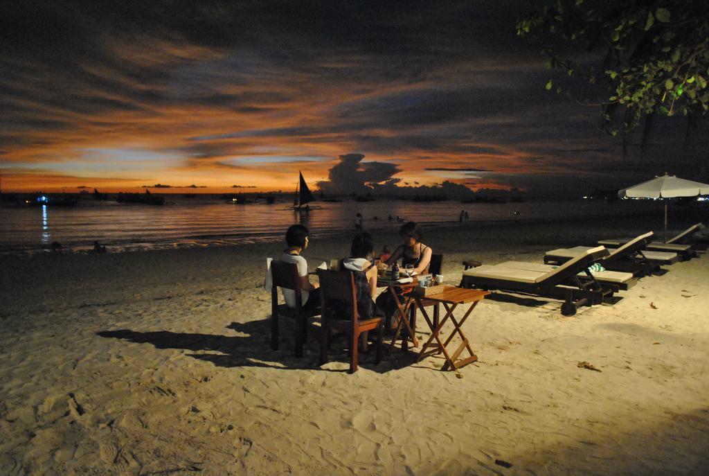 Фотография Surfside Boracay Resort 3*