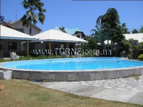 Фото Alice In Wonderland 3*