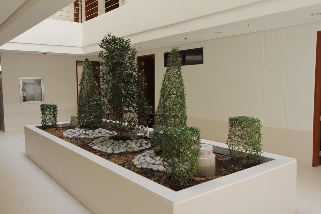 Crown Regency Courtyard Resort 3* фотосуреті