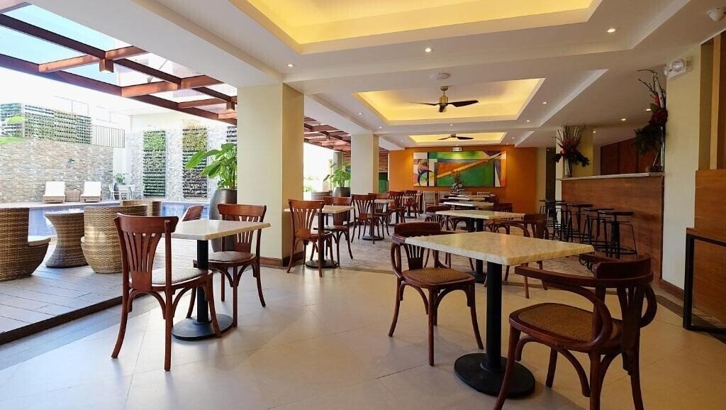 Картинка Altabriza Resort Boracay 3*