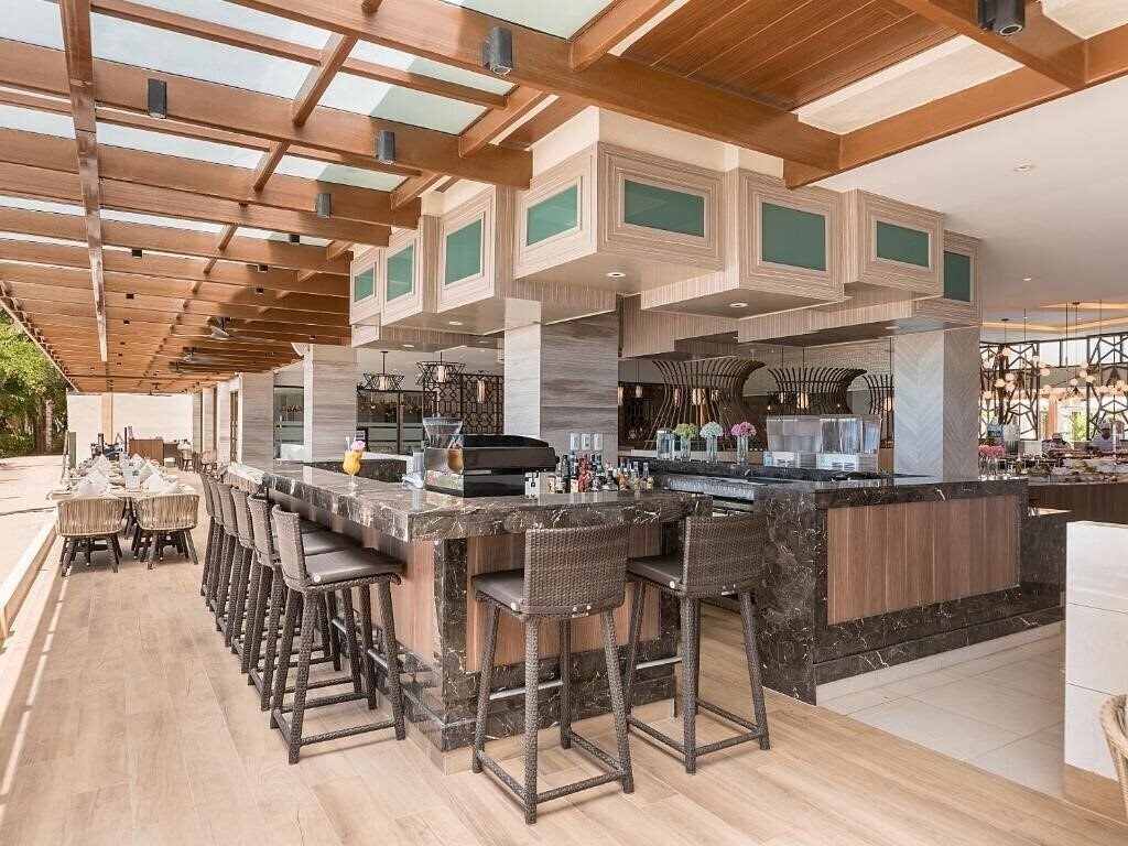 Изображение Henann Palm Beach Resort 4*