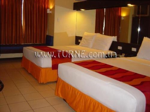Отель Microtel Inns & Suites 3*