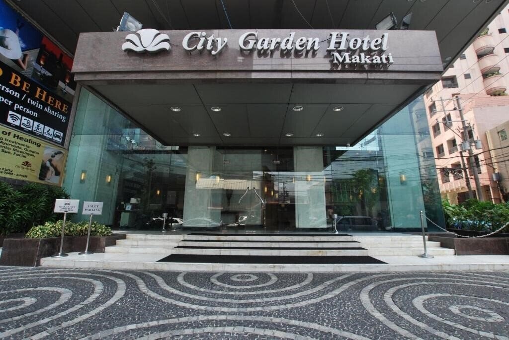 Фото City Garden Hotel Makati 4*
