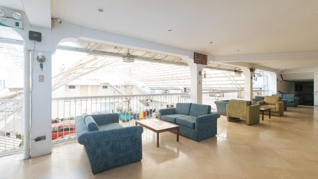 Garden Plaza Hotel 3* суреті