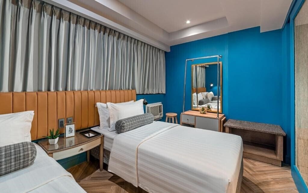 Фотография Makati Palace Hotel 3*