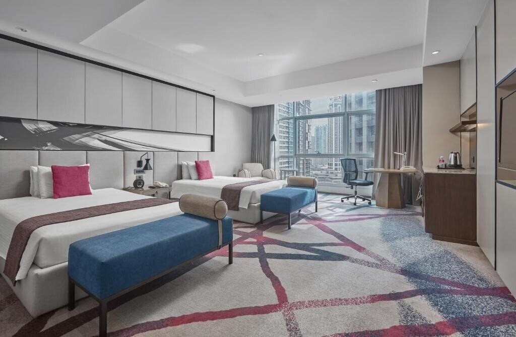 Фото Crowne Plaza Galleria 5*