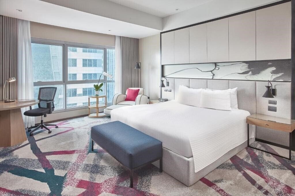 Crowne Plaza Galleria 5* суреті