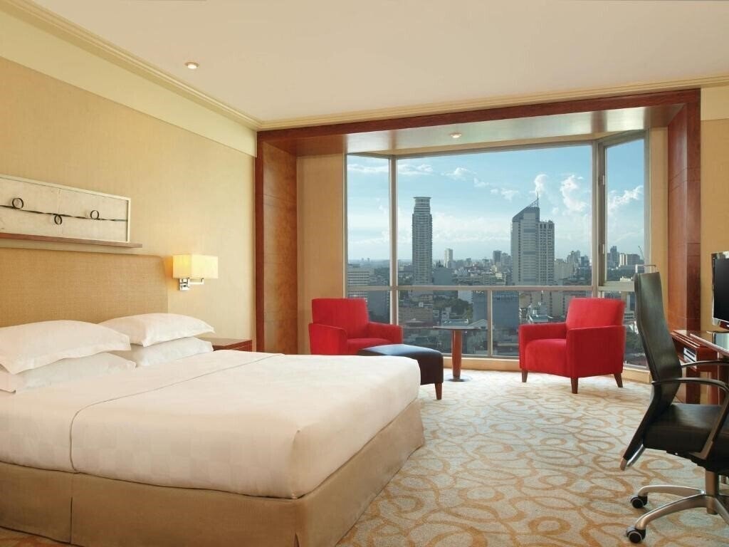 Фото New World Manila Bay Hotel 5*