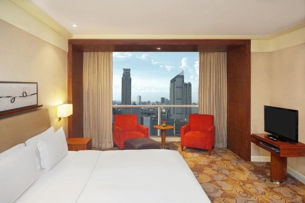 New World Manila Bay Hotel 5* суреті