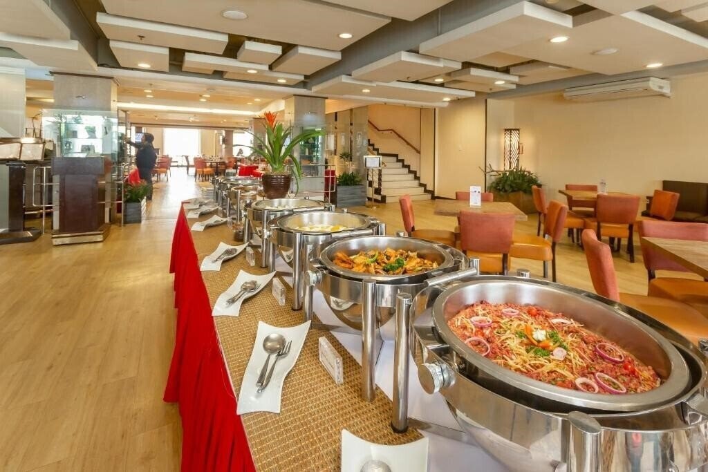 Microtel Mall of Asia Manila 3* фотосуреті