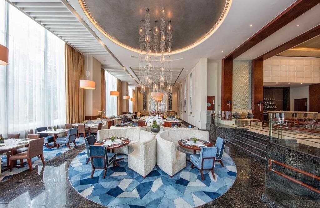 Makati Diamond Residence 4* суреті