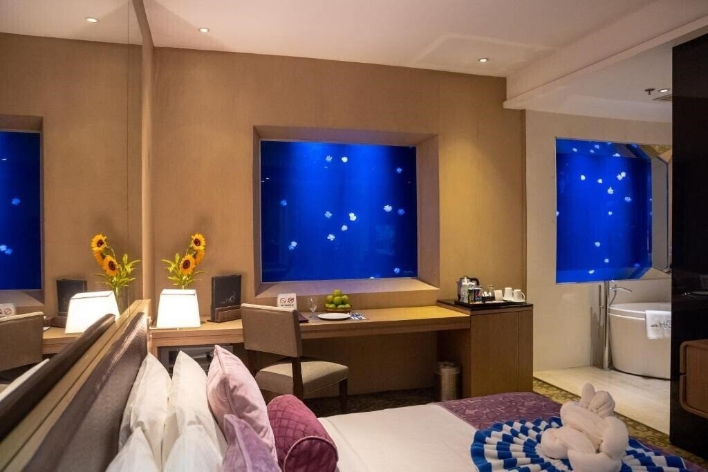 H2O Hotel 4* фотосуреті