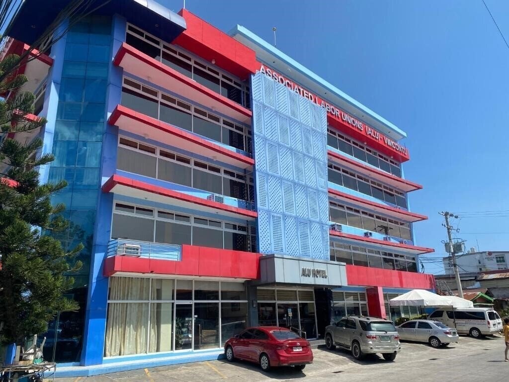 Фото Alu Hotel Davao 2*
