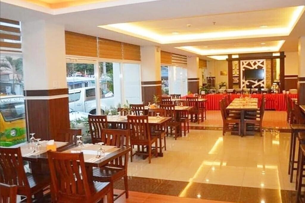 Alu Hotel Davao 2* суреті