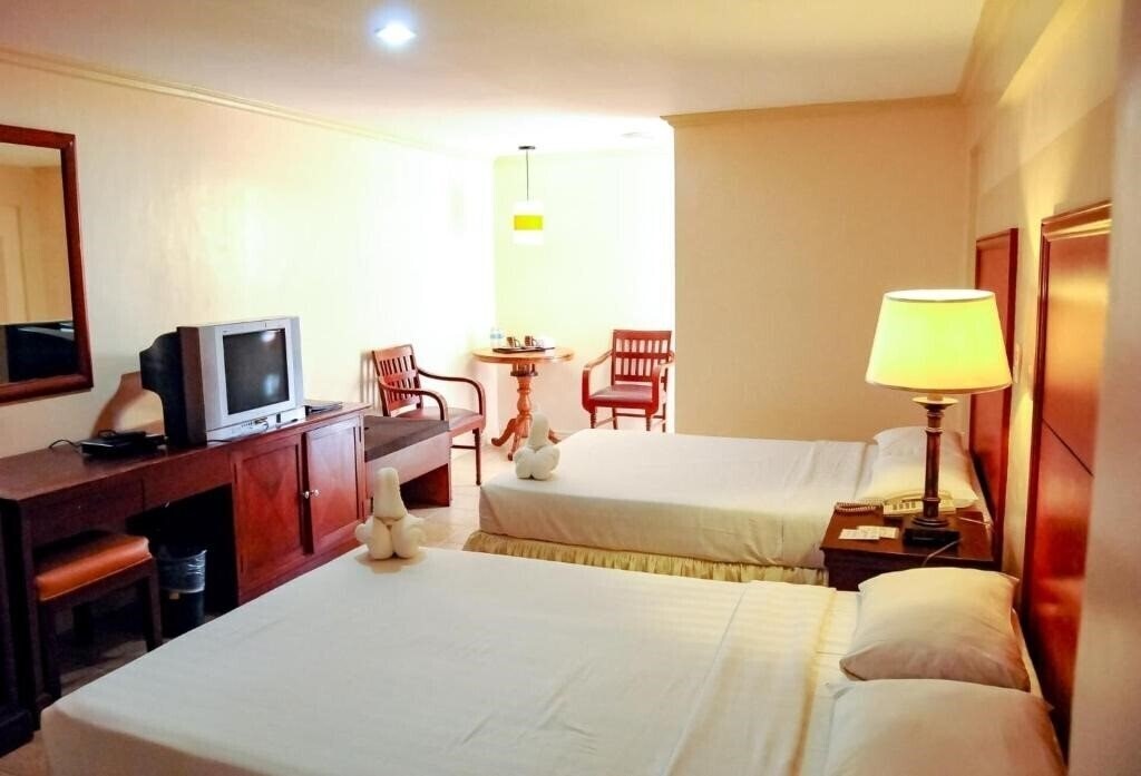 Изображение Crown Regency Residences Davao 4*