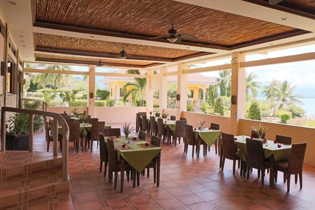 Turtle Bay Dive Resort 3* фотосуреті