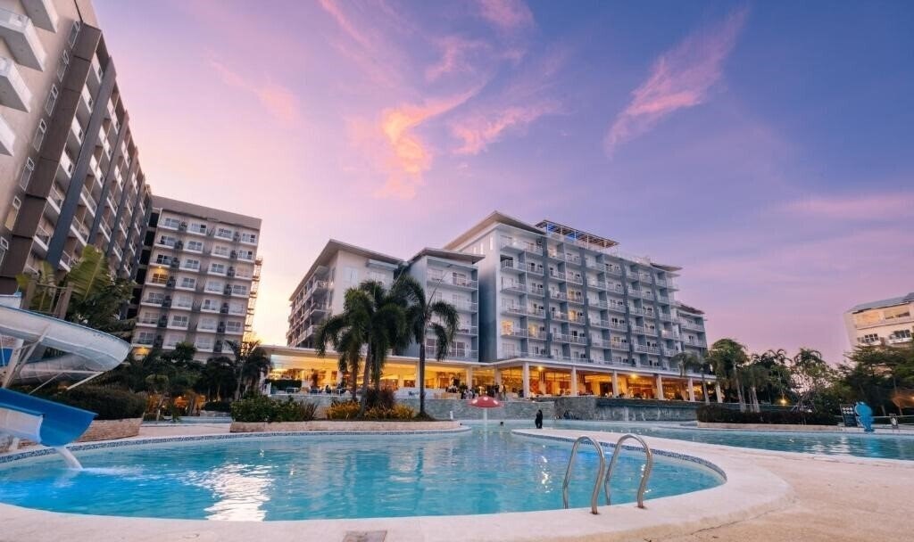 Отель Solea Mactan Resort 4*