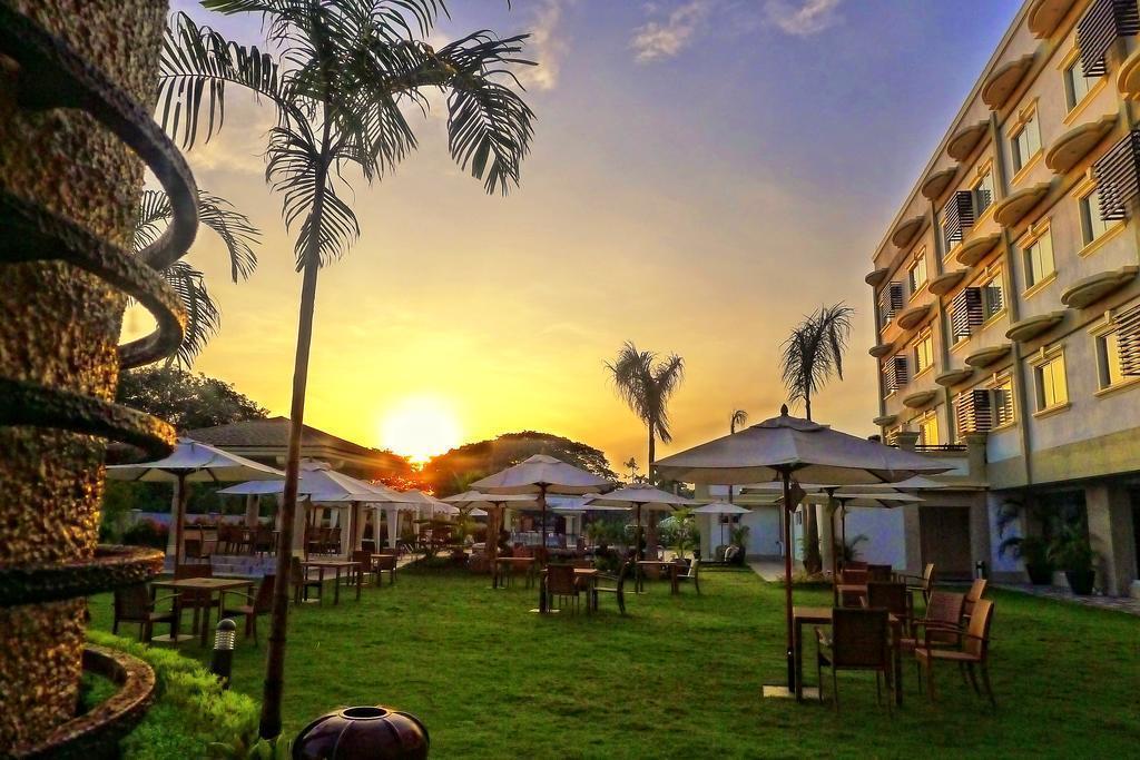 Отель Hotel Centro 4*