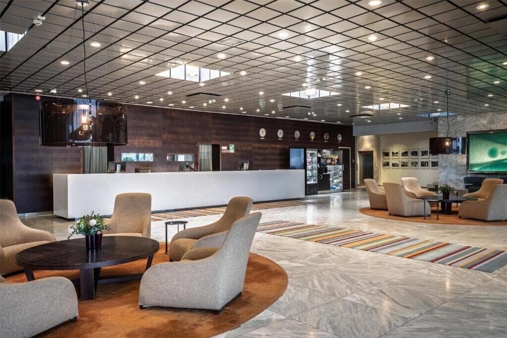 Hilton Helsinki Kalastajatorppa 4* суреті