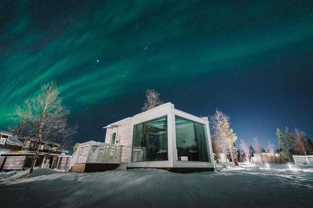 Отель Northern Lights Ranch 4*