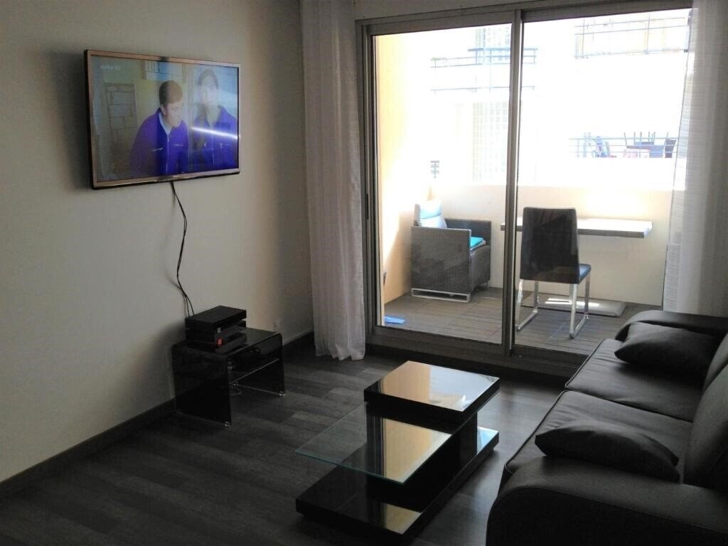 Juana 4* қонақ үйі