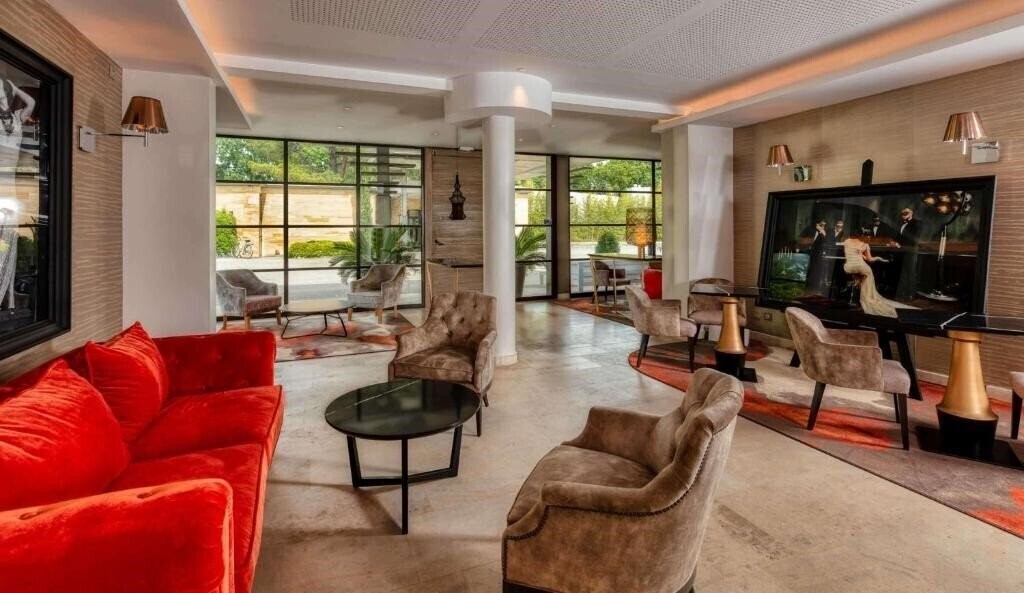 Best Western Plus Le Lavarin 4* суреті