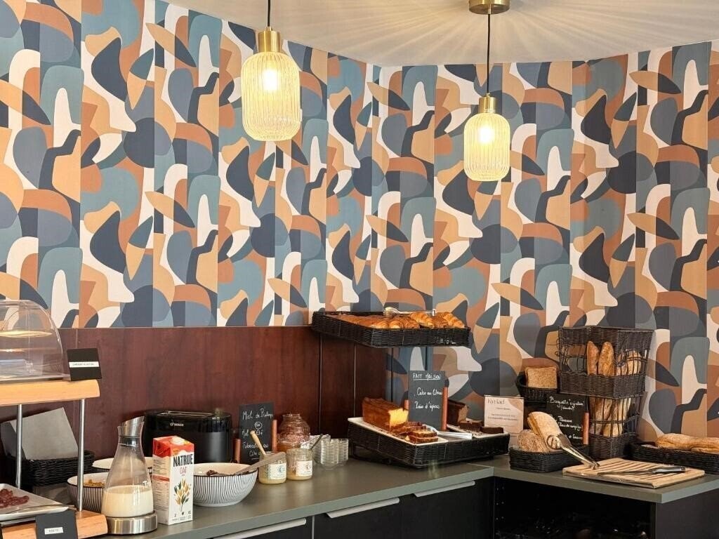 Фото Hotel Kyriad Dijon Gare 3*