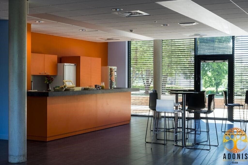 Adonis Dijon Maison Internationale (ex. Maison Internationale) 3* суреті