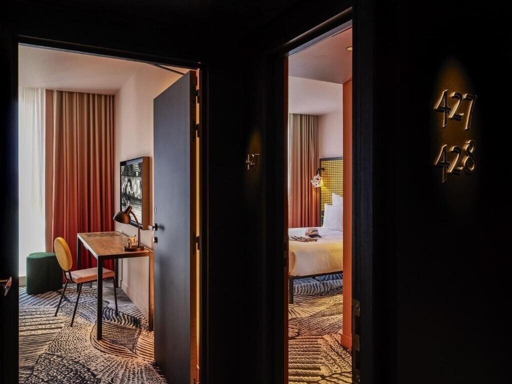 Mama Shelter Dijon 4* фотосуреті