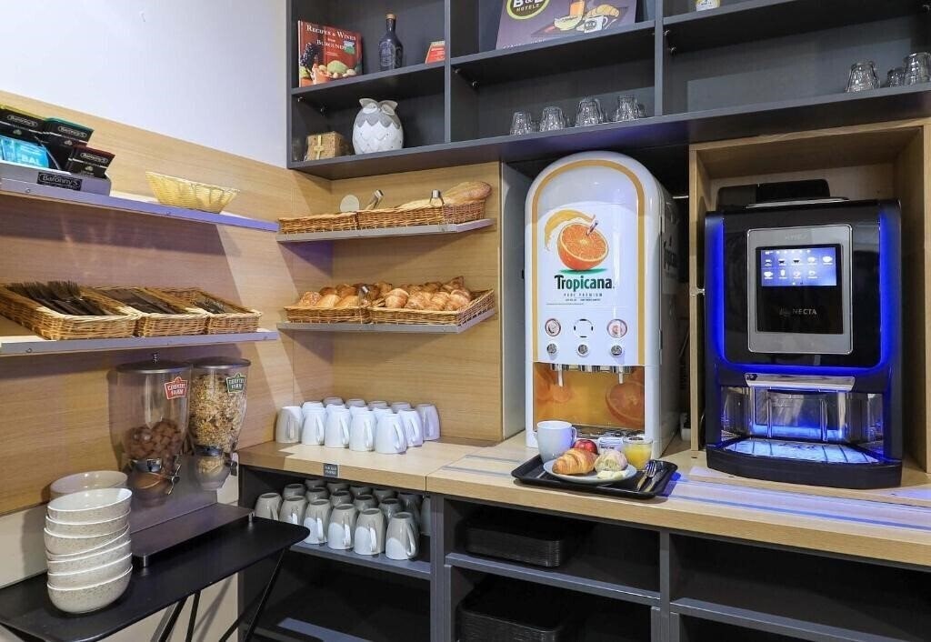 B&B Hotel Dijon Centre 2* суреті