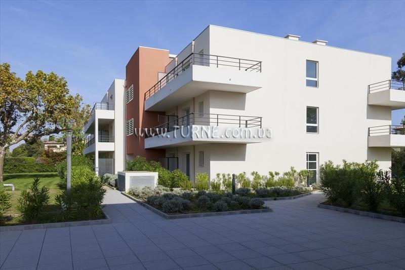 Фото Appart City Cannes Mandelieu 3*