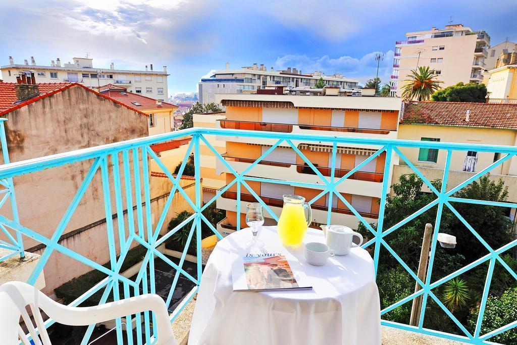 Отель Residhotel Les Coralynes 3*