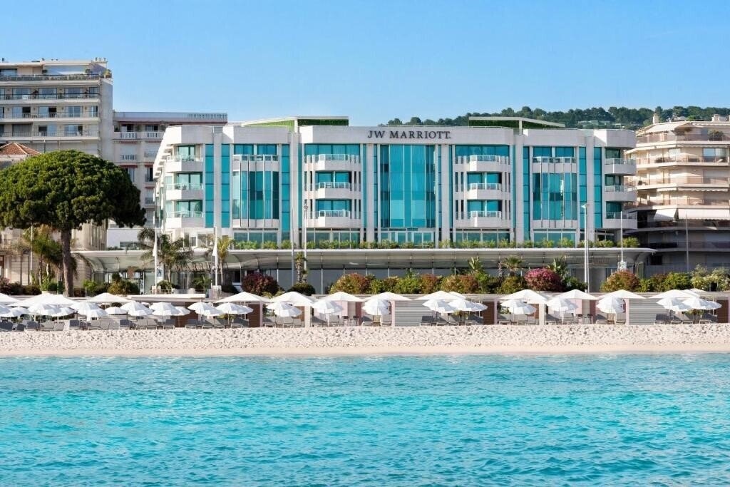 JW Marriott Cannes (ex. Palais Stephanie) 5* қонақ үйі