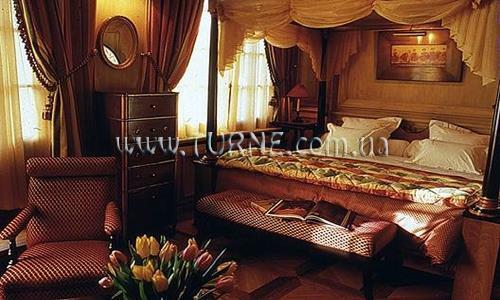 Hotel Saint Joseph 4* фотосуреті