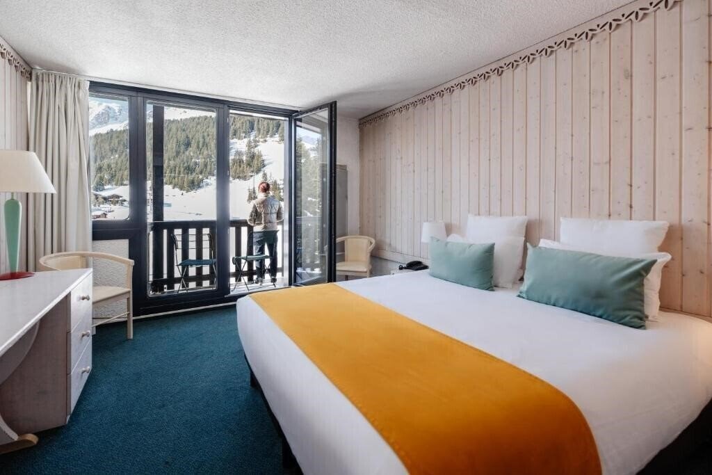 Lake Hotel Courchevel 1850 4* фотосуреті