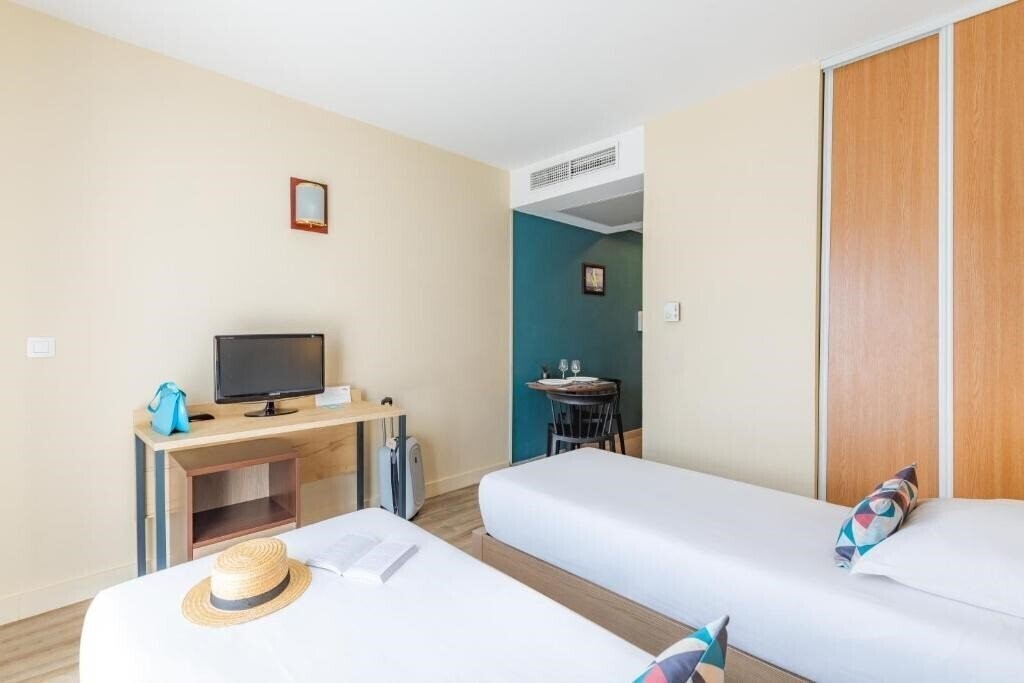 Картинка Appart City Nice Acropolis 3*