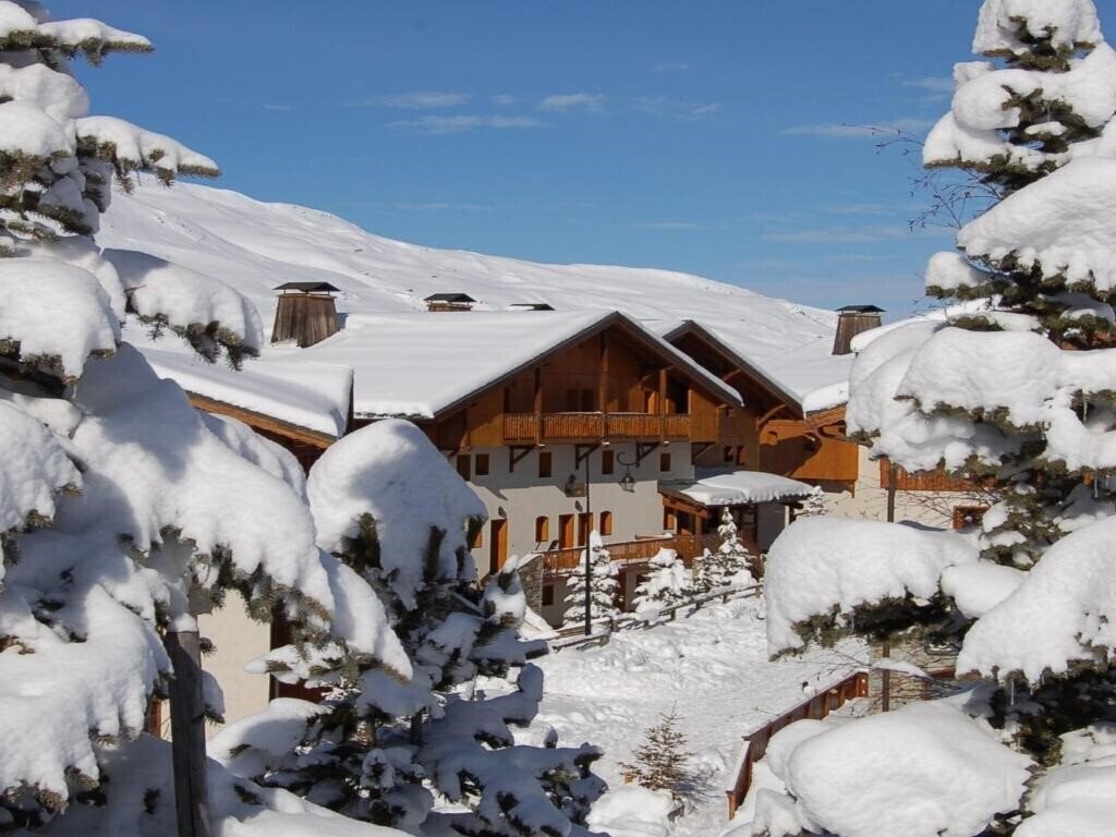 Le Hameau De La Sapiniere, Les Menuires 4* қонақ үйі